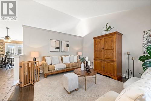 2084 Ron Harnden Road, Hamilton Township, ON - Indoor Photo Showing Living Room