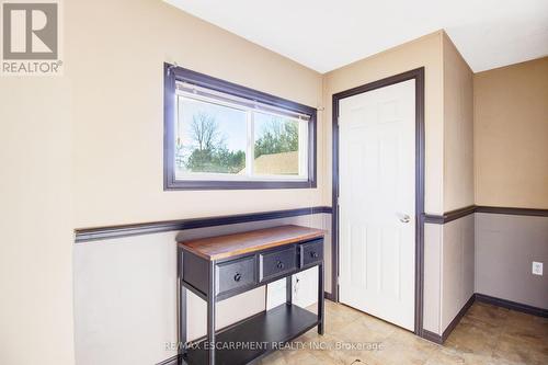 5 Porter Avenue, Haldimand, ON - Indoor Photo Showing Other Room