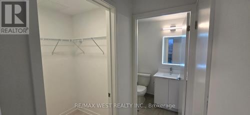 428 - 181 Sheppard Ave Avenue S, Toronto, ON - Indoor Photo Showing Other Room