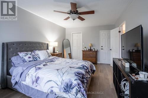 46 Kinross Street, Haldimand, ON - Indoor Photo Showing Bedroom