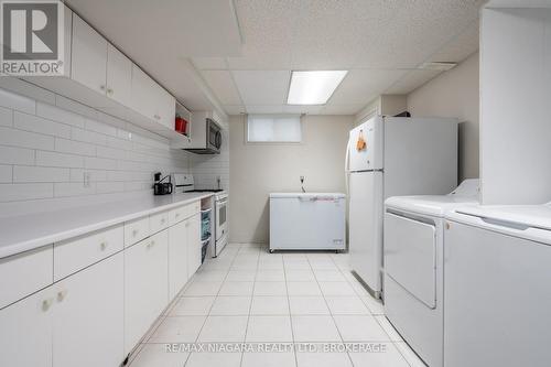 46 Kinross Street, Haldimand, ON - Indoor Photo Showing Laundry Room