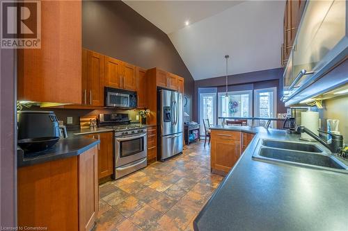 32 Blossom Avenue, Simcoe, ON - Indoor Photo Showing Kitchen With Double Sink