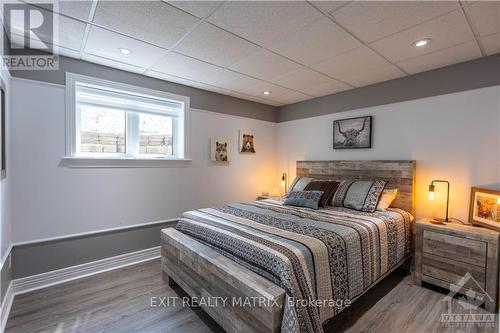 3835 Old Highway 17, Clarence-Rockland, ON - Indoor Photo Showing Bedroom