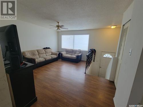 1742 Trudeau Street, North Battleford, SK - Indoor Photo Showing Living Room