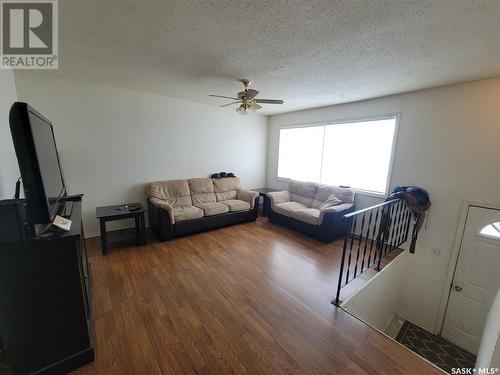 1742 Trudeau Street, North Battleford, SK - Indoor Photo Showing Living Room