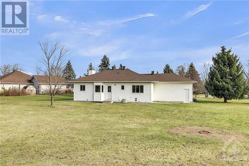 1284 Ben Royal Avenue, Greely, ON - Outdoor