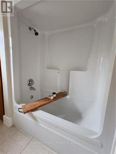 14 Oak Street, South Glengarry, ON - Indoor Photo Showing Bathroom