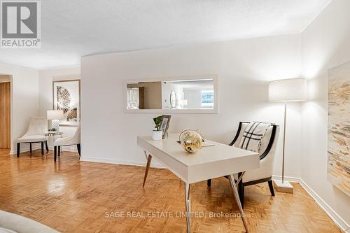 1007 - 360 Bloor Street E, Toronto, ON - Indoor