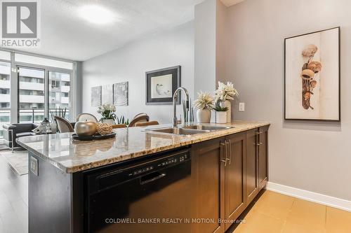 3010 - 4070 Confederation Parkway, Mississauga, ON - Indoor Photo Showing Kitchen With Double Sink