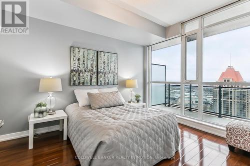 3010 - 4070 Confederation Parkway, Mississauga, ON - Indoor Photo Showing Bedroom