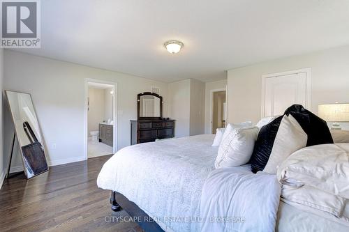 22 Kawana Road W, Brampton, ON - Indoor Photo Showing Bedroom