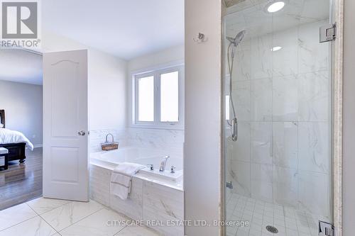 22 Kawana Road W, Brampton, ON - Indoor Photo Showing Bathroom