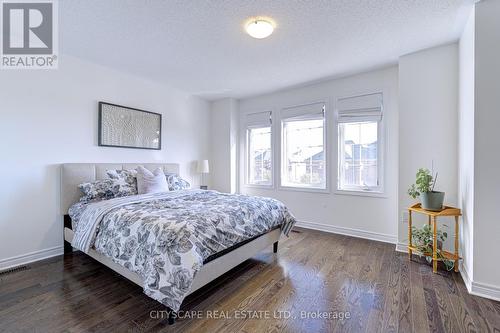 22 Kawana Road W, Brampton, ON - Indoor Photo Showing Bedroom