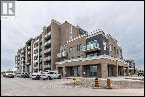 246 - 5055 Greenlane Road, Lincoln, ON - Outdoor With Facade