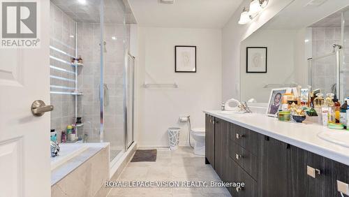 409 Provident Way, Hamilton, ON - Indoor Photo Showing Bathroom