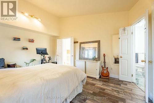 6 Arcade Crescent, Hamilton, ON - Indoor Photo Showing Bedroom