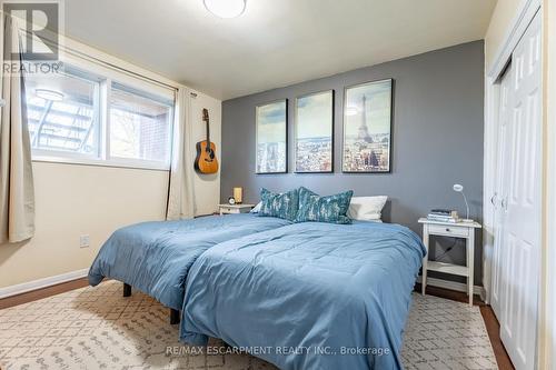 6 Arcade Crescent, Hamilton, ON - Indoor Photo Showing Bedroom