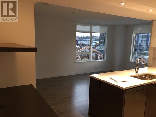 317 110 Switchmen Street, Vancouver, BC - Indoor Photo Showing Kitchen With Double Sink