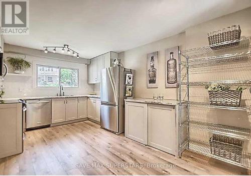 108 Mulcaster Street, Barrie, ON - Indoor Photo Showing Kitchen