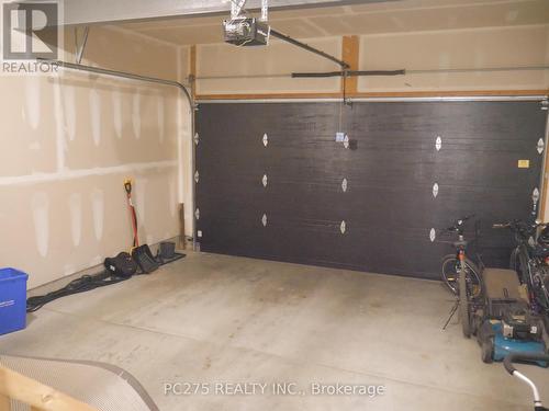 94 Beech Boulevard, Tillsonburg, ON - Indoor Photo Showing Garage