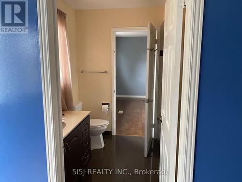 556 Village Parkway, Markham, ON - Indoor Photo Showing Bathroom