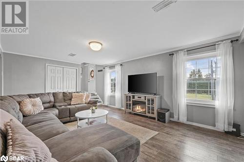 1492 County Road 5, Frankford, ON - Indoor Photo Showing Living Room