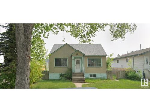 12245 83 St Nw, Edmonton, AB - Outdoor With Facade