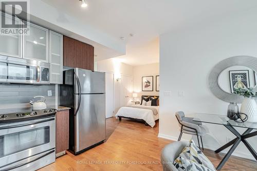 3304 - 33 Lombard Street, Toronto, ON - Indoor Photo Showing Kitchen With Stainless Steel Kitchen