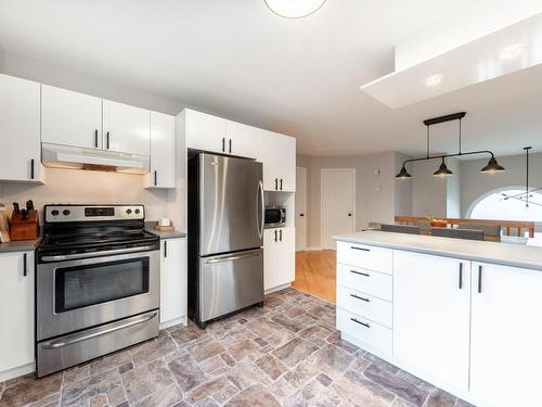 Kitchen - 650 Rue Du Mimosa, Saint-Amable, QC - Indoor Photo Showing Kitchen