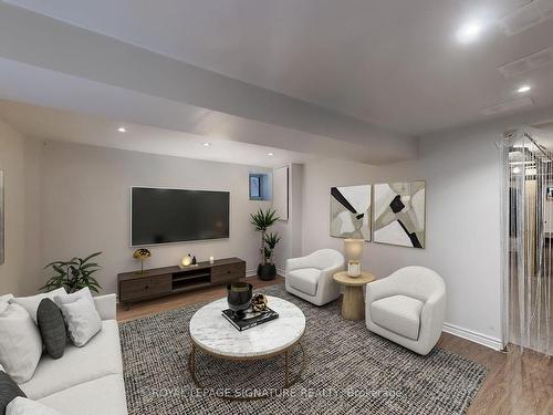 Bsmt-553 Euclid Ave, Toronto, ON - Indoor Photo Showing Living Room