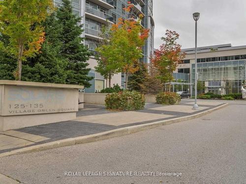 623-135 Village Green Sq, Toronto, ON - Outdoor