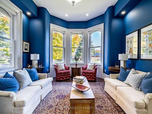 14576 Old Simcoe Rd, Scugog, ON - Indoor Photo Showing Living Room