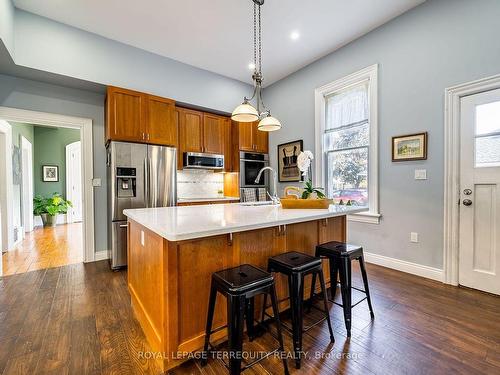 14576 Old Simcoe Rd, Scugog, ON - Indoor Photo Showing Kitchen With Upgraded Kitchen