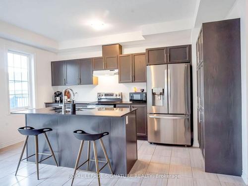 31 Honey Crisp Lane, Clarington, ON - Indoor Photo Showing Kitchen With Stainless Steel Kitchen With Upgraded Kitchen