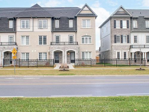 31 Honey Crisp Lane, Clarington, ON - Outdoor With Facade