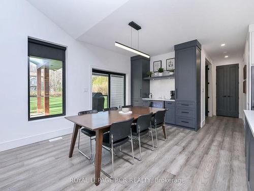 1016 Lakeshore Dr N, Oro-Medonte, ON - Indoor Photo Showing Dining Room