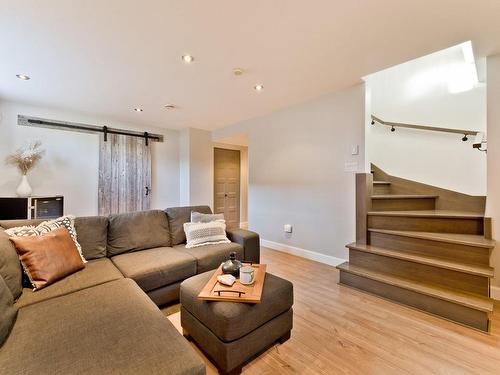 Salon - 516 Rue Des Cerisiers, Coaticook, QC - Indoor Photo Showing Living Room