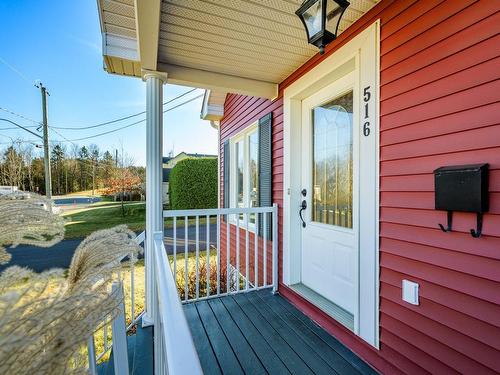 Balcon - 516 Rue Des Cerisiers, Coaticook, QC - Outdoor With Exterior