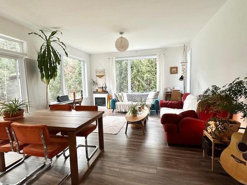 Vue d'ensemble - 2606  - 2608 Rue Mountain, Val-David, QC - Indoor Photo Showing Living Room