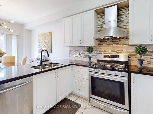 1443 Lormel Gate Ave, Innisfil, ON - Indoor Photo Showing Kitchen With Stainless Steel Kitchen With Double Sink With Upgraded Kitchen