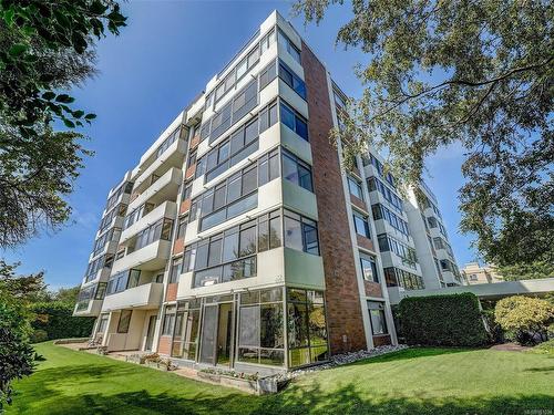 401-420 Linden Ave, Victoria, BC - Outdoor With Balcony