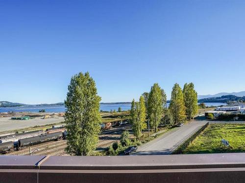 310-155 Fry St, Nanaimo, BC - Outdoor With View