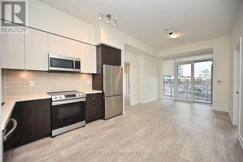 206 - 4655 Metcalfe Avenue, Mississauga, ON - Indoor Photo Showing Kitchen