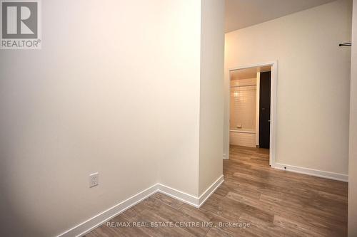 206 - 4655 Metcalfe Avenue, Mississauga, ON - Indoor Photo Showing Other Room