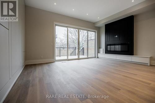 382 Rimilton Avenue, Toronto, ON - Indoor