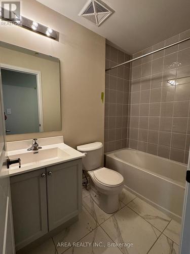 824 - 8175 Britannia Road, Milton, ON - Indoor Photo Showing Bathroom