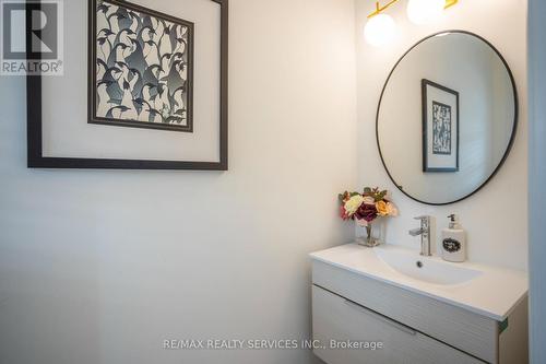 103 Kay Crescent, Centre Wellington, ON - Indoor Photo Showing Bathroom