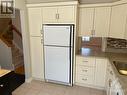 Pass through counter to the dining - 2285 Stonehenge Crescent, Cyrville - Carson Grove - Pineview (2204 - Pineview), ON  - Indoor Photo Showing Kitchen 