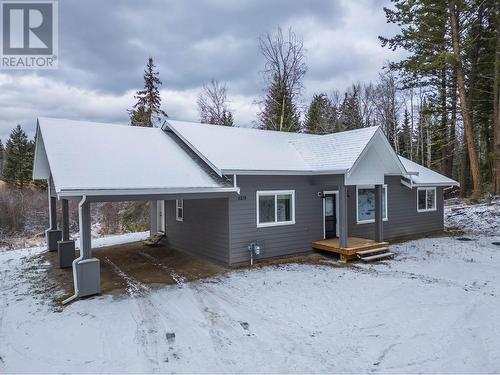 5219 Kallum Drive, 108 Mile Ranch, BC - Outdoor