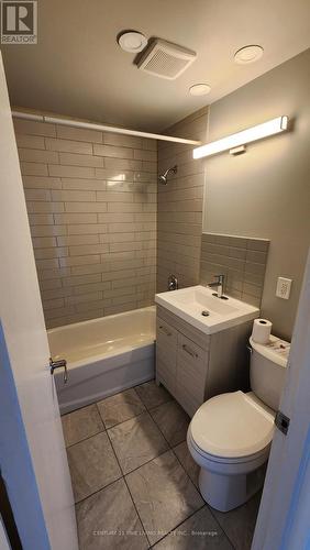 4 - 480 Nairn Avenue, Toronto, ON - Indoor Photo Showing Bathroom